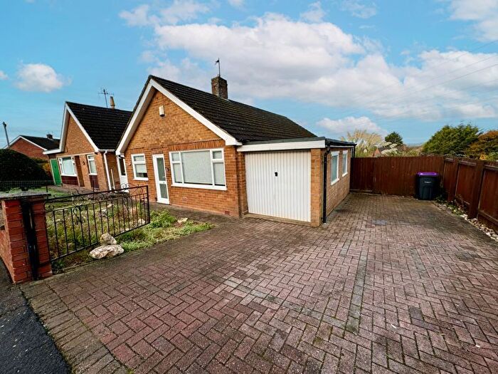 2 Bedroom Detached Bungalow To Rent In Kenwick Drive, Grantham, NG31