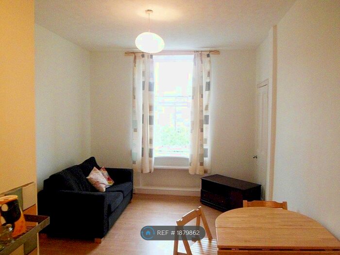 1 Bedroom Flat To Rent In Smithfield Street, Edinburgh, EH11
