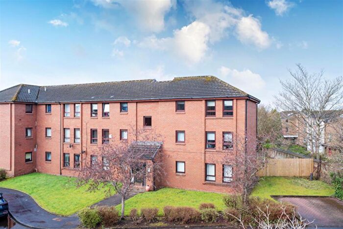 2 Bedroom Flat To Rent In Caird Gardens, Hamilton, ML3