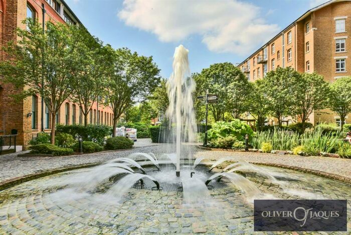 2 Bedroom Apartment To Rent In Park West Building, Bow Quarter, E3