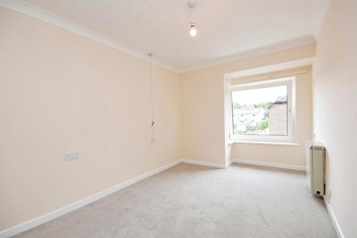 1 Bedroom Retirement Property To Rent In Hedingham Place, Spring Way, Off Swan Street, Sible Hedingham, Halstead, CO9