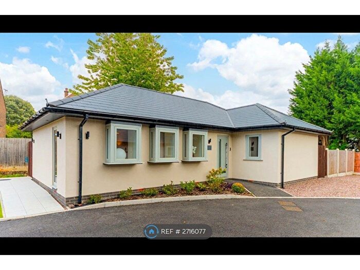 2 Bedroom Bungalow To Rent In Spies Gardens, Halesowen, B62