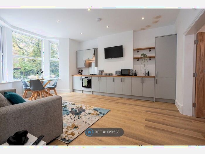 1 Bedroom Flat To Rent In Longley Road, Worsley, Manchester, M28