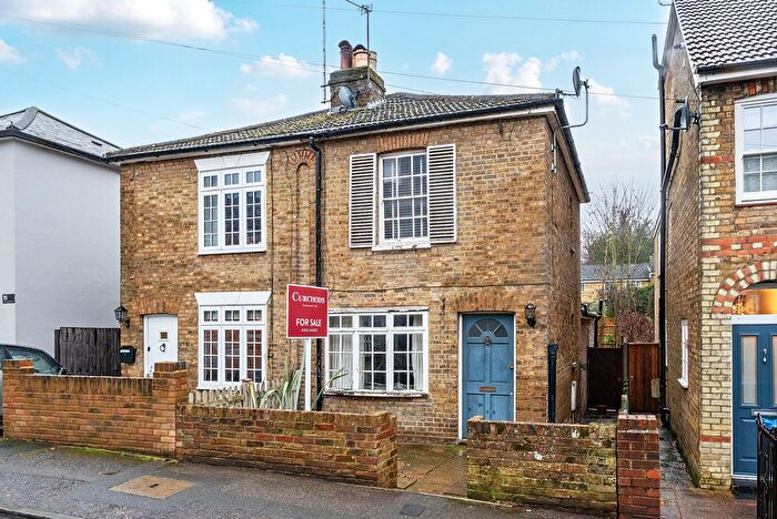 2 Bedroom Semi Detached House For Sale In Anderson Road, Weybridge, KT13