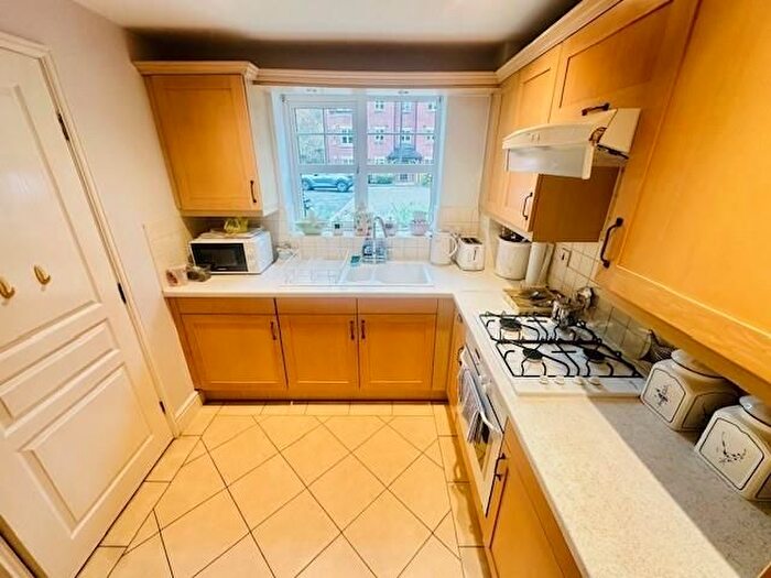 2 Bedroom Flat To Rent In Horsley Road, Streetly, Sutton Coldfield, B74
