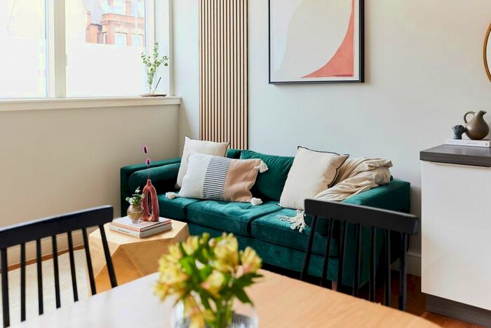 2 Bedroom Flat To Rent In Church Hill, London, E17