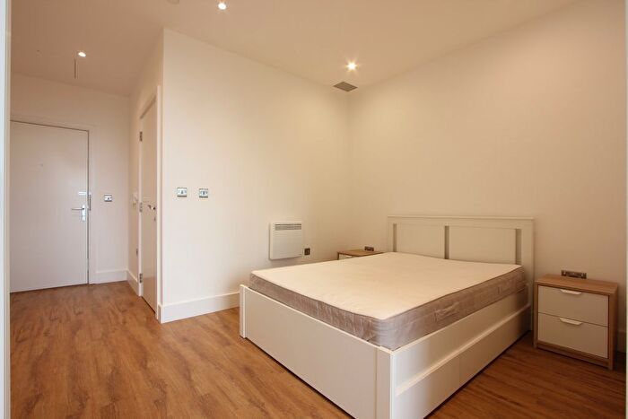 Studio To Rent In Westgate House, West Gate, Ealing, W5