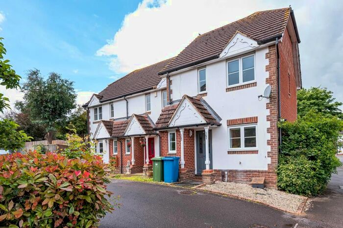 3 Bedroom End Of Terrace House To Rent In Lyon Oaks, Warfield, RG42