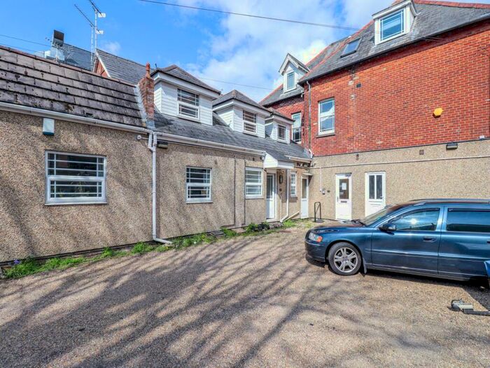 2 Bedroom Maisonette To Rent In Colonade Court, Christchurch Road, Boscombe, BH1