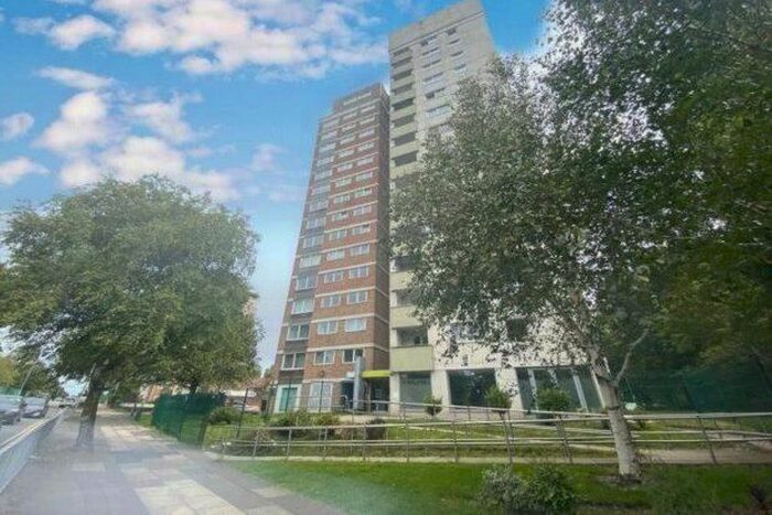 2 Bedroom Flat To Rent In Roughwood Drive, Liverpool, L33
