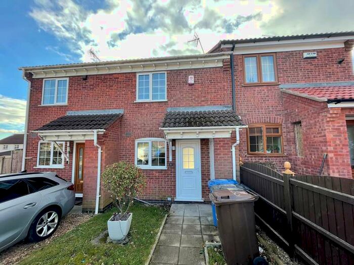 2 Bedroom Terraced House To Rent In Prestbury Close, Oakwood, DE21