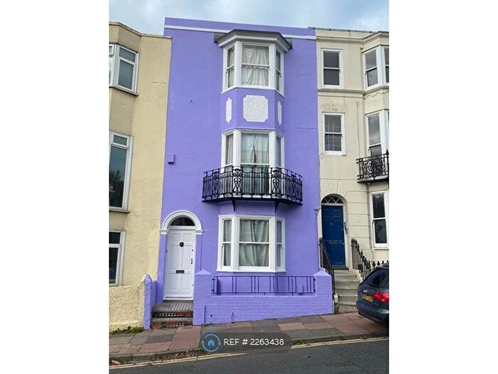 6 Bedroom Terraced House To Rent In Egremont Place, Brighton, BN2
