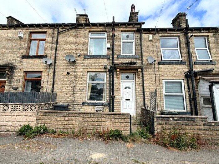 1 Bedroom Terraced House For Sale In Fletcher Road, Bradford, West Yorkshire, BD6