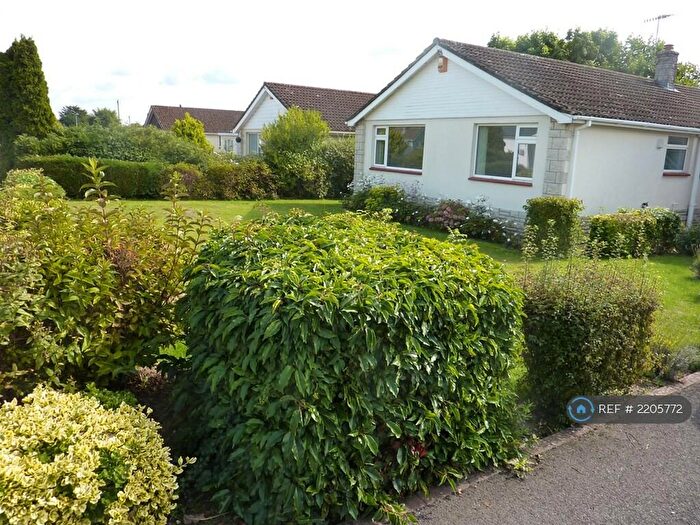 2 Bedroom Bungalow To Rent In Foxcroft Drive, Wimborne, BH21