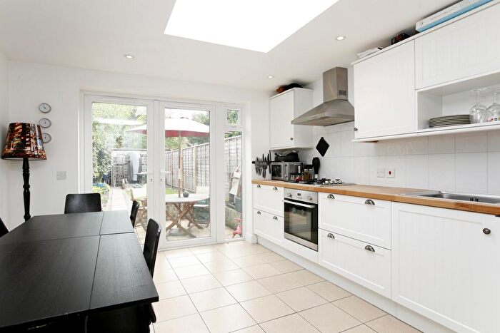 3 Bedroom Semi-detached House To Rent In Chestnut Road, Twickenham, TW2