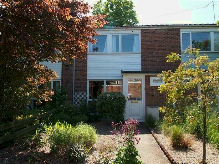 3 Bedroom House To Rent In Kirkby Close, Cambridge, CB4