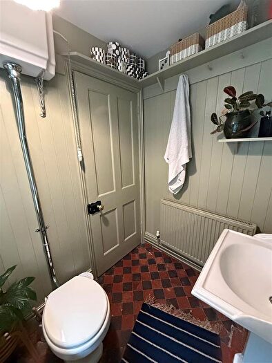2 Bedroom Semi-Detached House For Sale In Chesterfield Road, Belper, DE56