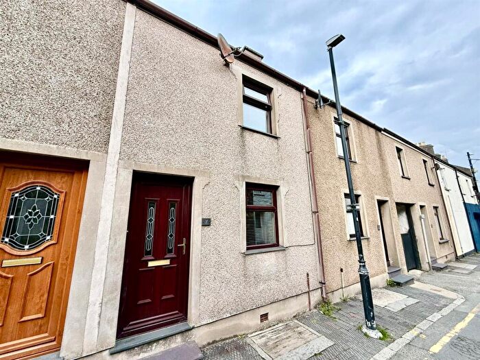 2 Bedroom Terraced House For Sale In Lleyn Street, Pwllheli, LL53