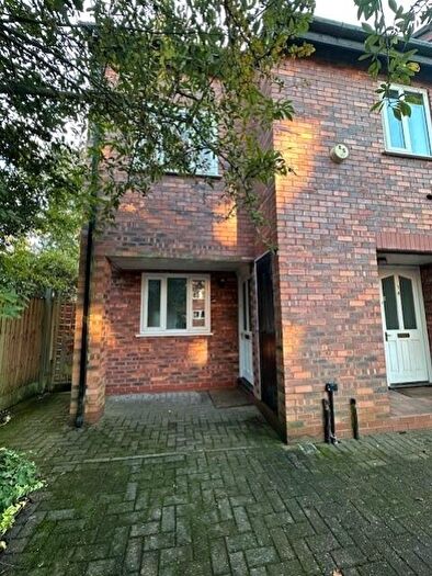 2 Bedroom Flat To Rent In Adamson Gardens, Didsbury, Manchester, M20