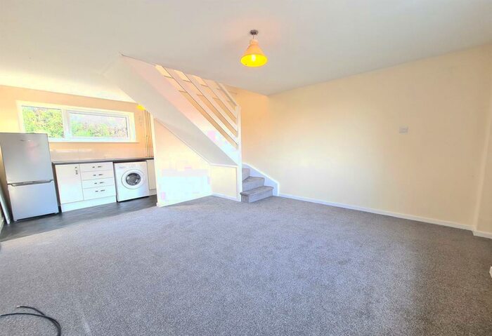 1 Bedroom Flat To Rent In The Lodge Mews, Pateley Bridge Road, Burnt Yates, HG3