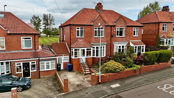 3 Bedroom Semi Detached House For Sale In Joicey Road, Gateshead, NE9
