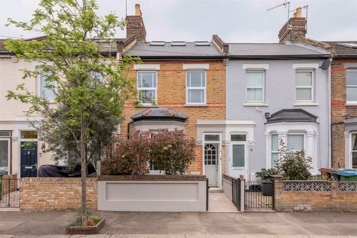 4 Bedroom Terraced House To Rent In Tavistock Road, Forest Gate, E7