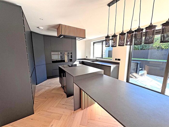 5 Bedroom Detached House For Sale In South Woodlands, Brighton, BN1