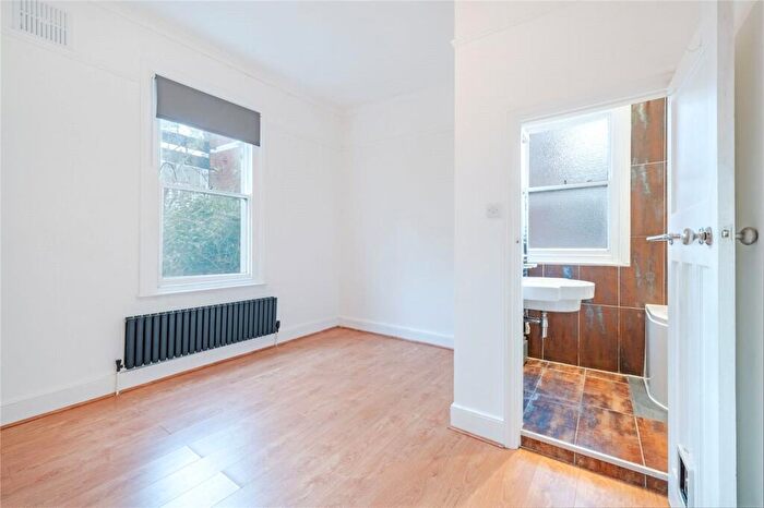 1 Bedroom Flat To Rent In High Street, Crouch End, N8