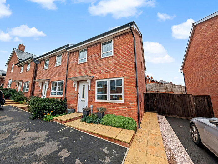 3 Bedroom Semi Detached House To Rent In Loveridge Drive, Alphington, EX2