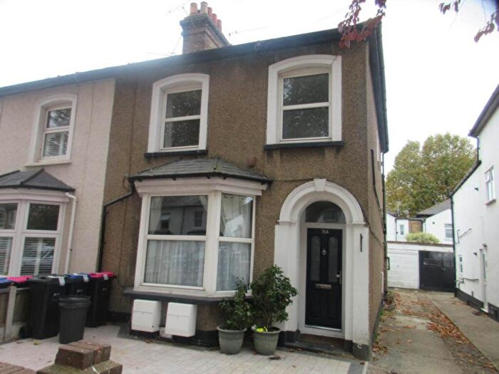 1 Bedroom Flat To Rent In Fff Cambridge Road, Southend On Sea, SS1