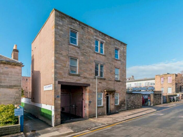 1 Bedroom Flat To Rent In Middleby Court, South Gray Street, Newington, EH9