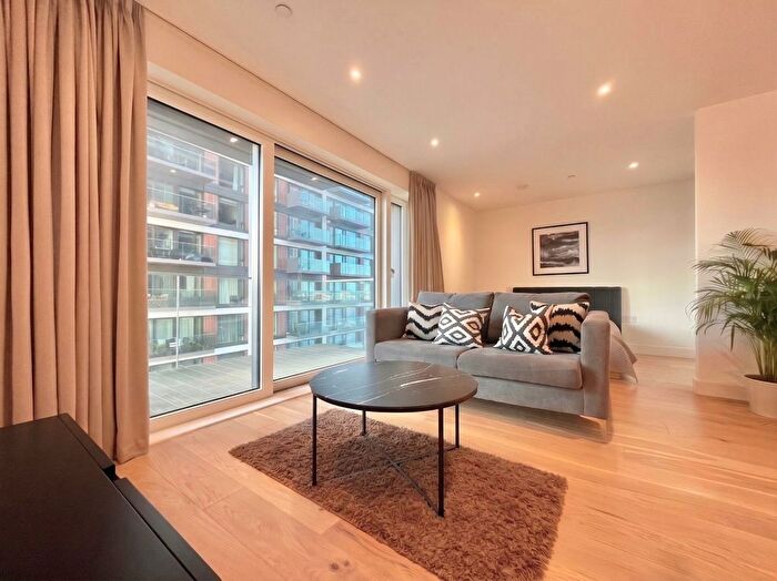 Studio To Rent In Biring House, Duke Of Wellington Avenue, Woolwich, London, SE18