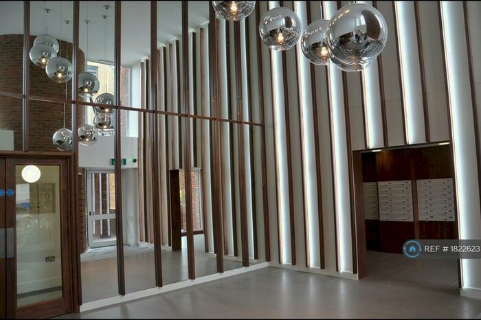 1 Bedroom Flat To Rent In Molesworth Street, London, SE13