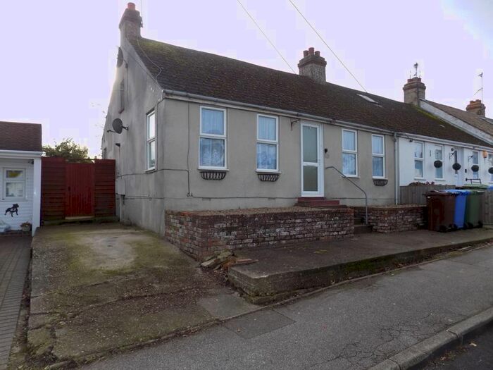 2 Bedroom Bungalow To Rent In Queens Road, Minster On Sea, Sheerness ME12