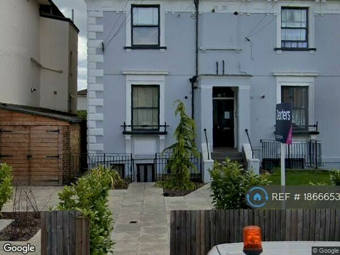 1 Bedroom Flat To Rent In Holmesdale Road, London, SE25