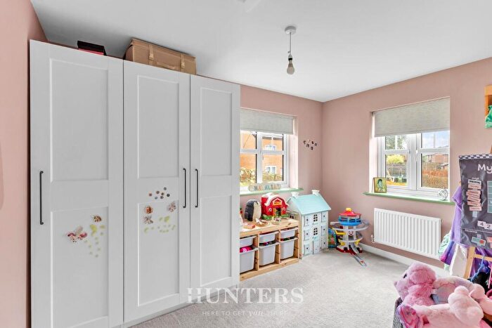 3 Bedroom Detached House For Sale In Mosedale Road, Middleton, Manchester, M24