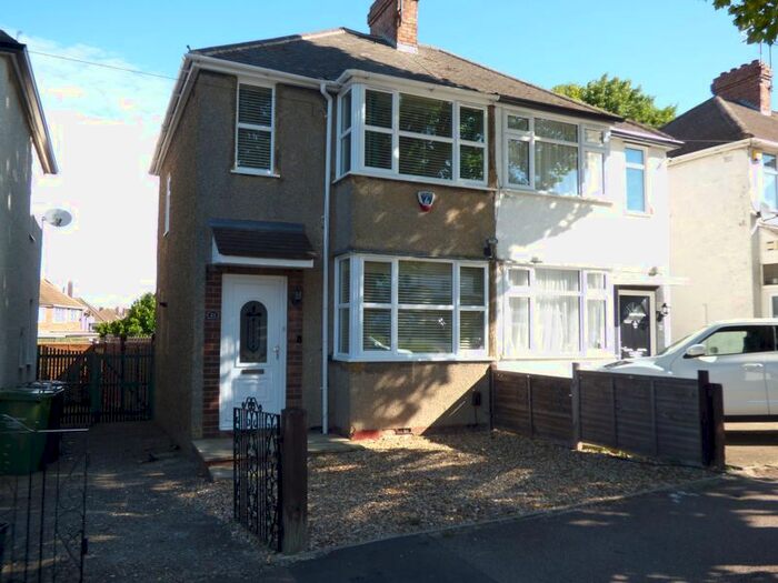 2 Bedroom Semi-Detached House To Rent In Third Avenue, Luton, LU3
