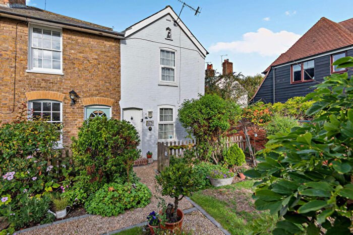 2 Bedroom End Of Terrace House For Sale In Nelson Gardens, Faversham, ME13
