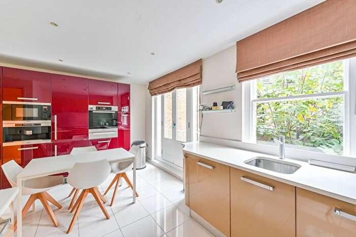 4 Bedroom Property For Sale In Whitfield Place, Fitzrovia, London, W1T