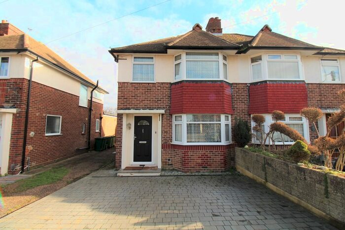 4 Bedroom Semi-Detached House To Rent In Windsor Drive, Ashford, TW15