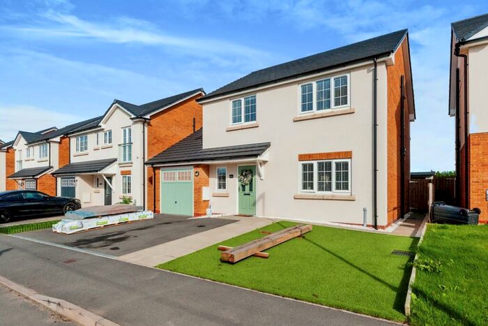 4 Bedroom House For Sale In Pen Y Cefn Road, Caerwys, Mold, Flintshire, CH7