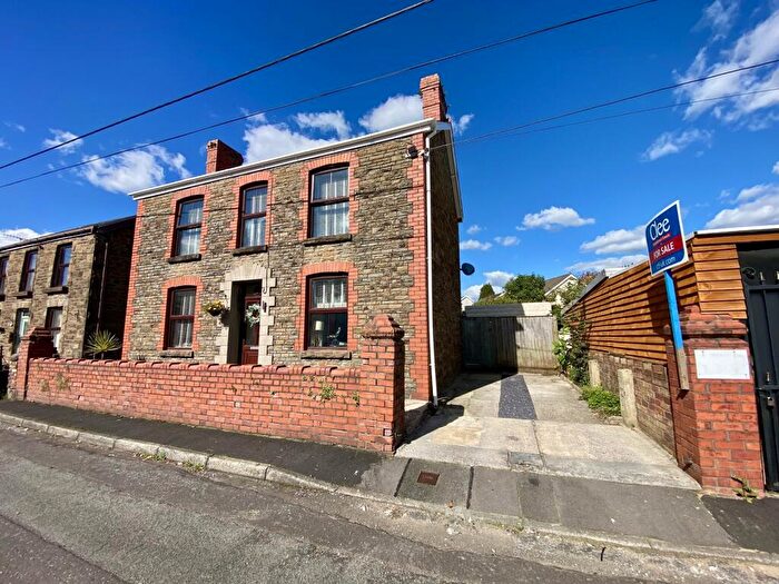 3 Bedroom Detached House For Sale In Factory Road, Clydach, Swansea, City And County Of Swansea., SA6