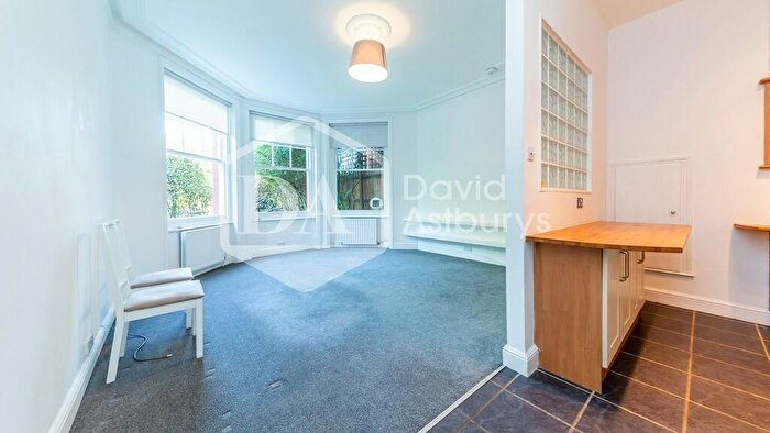 1 Bedroom Apartment To Rent In Alexandra Park Road, Muswell Hill, London, N10