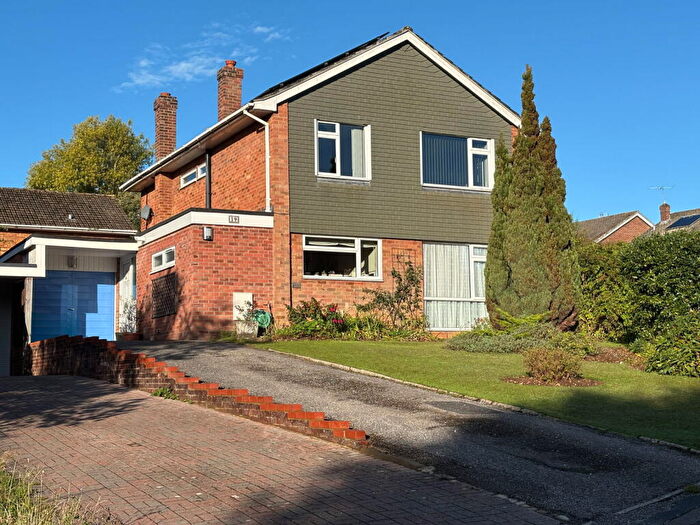 3 Bedroom Detached House For Sale In Buriton Road, Winchester, SO22