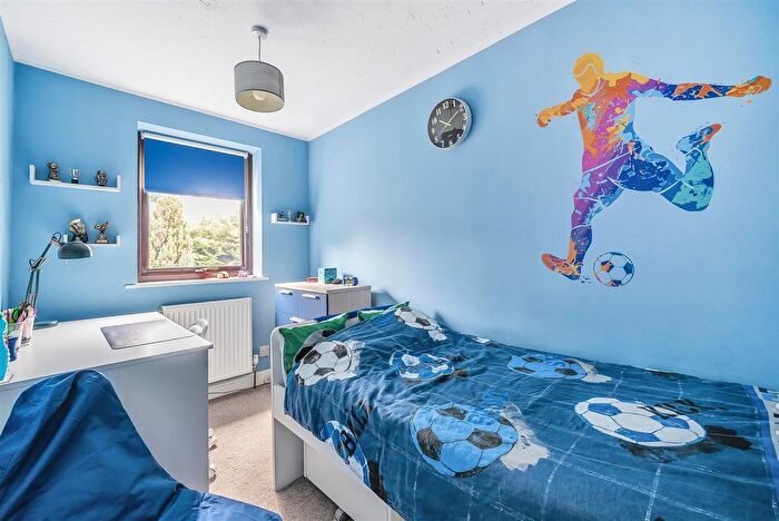 2 Bedroom Semi-Detached House For Sale In Merryfield, Chineham, Basingstoke, RG24