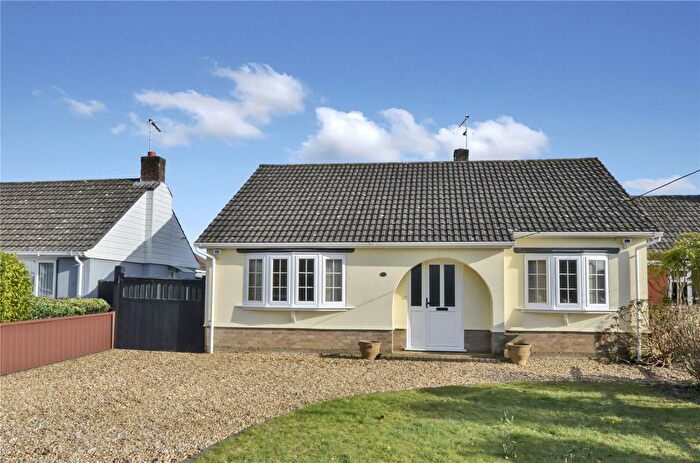 3 Bedroom Bungalow For Sale In Oakhurst Road, West Moors, Ferndown, Dorset, BH22