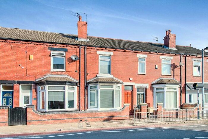 2 Bedroom Terraced House To Rent In Lower Oxford Street, Castleford, West Yorkshire, WF10