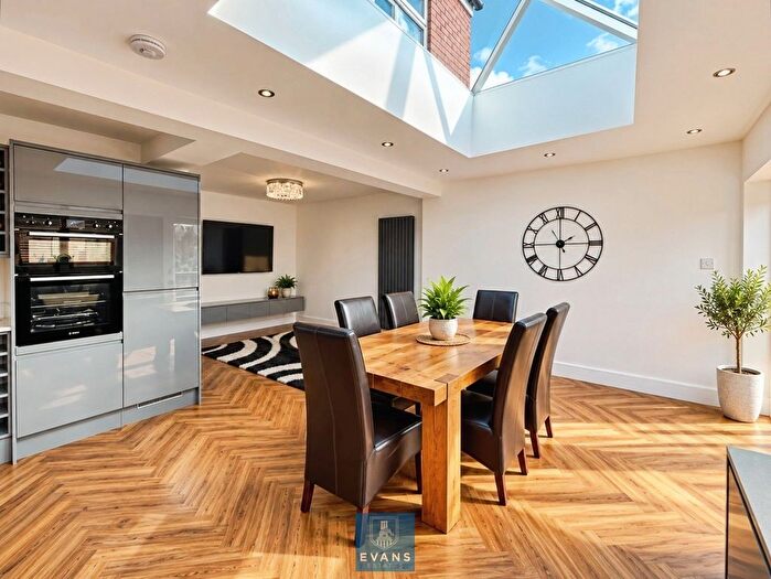 3 Bedroom End Terrace House For Sale In Addison Road, Keresley, Coventry, CV6