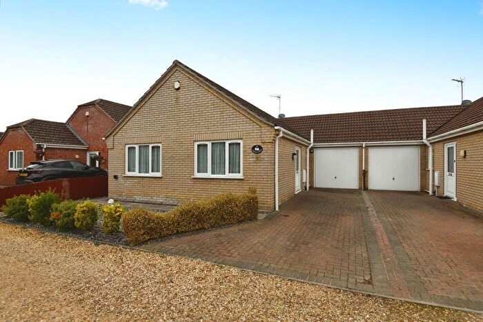 3 Bedroom Bungalow For Sale In The Birches, Wisbech St Mary, Wisbech, Cambs, PE13