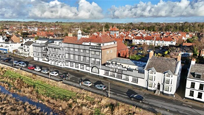 2 Bedroom Apartment For Sale In Grenfell Park, Parkgate, Neston, Cheshire, CH64